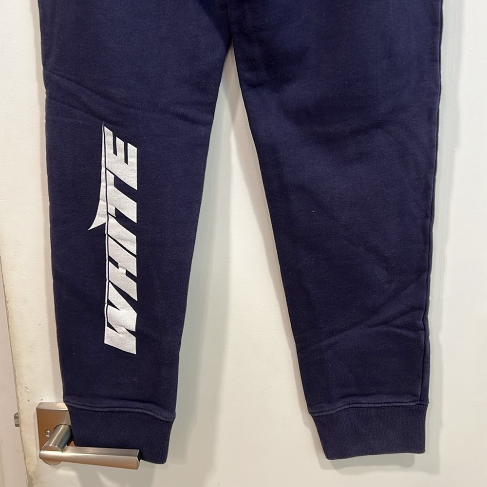 Off-White - Picture 14 of 16